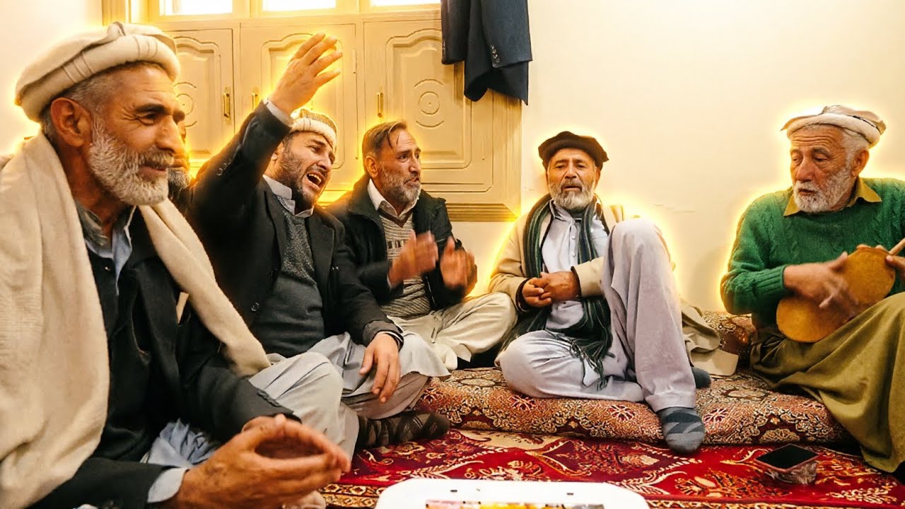 Ma Haqa Xhar Ko Kosan A Barakhum || Old Khowar Song || Shahzad Hakim House Program Drosh