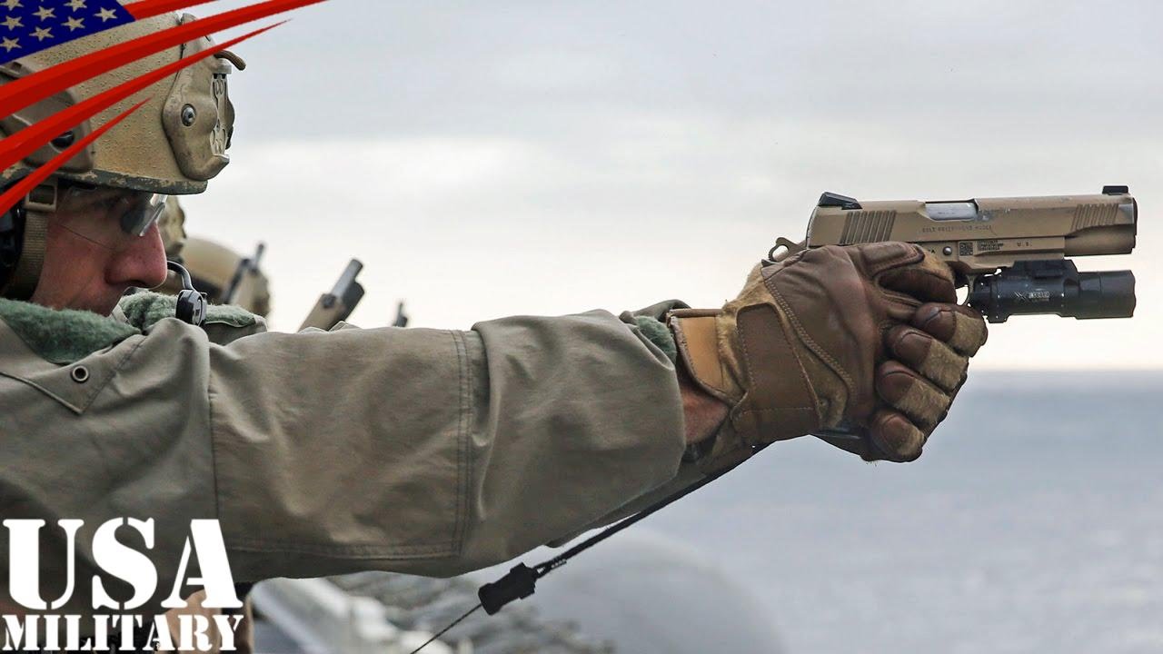 アメリカ海兵隊の射撃訓練・M4カービン&M45A1拳銃(コルト･ガバメント)