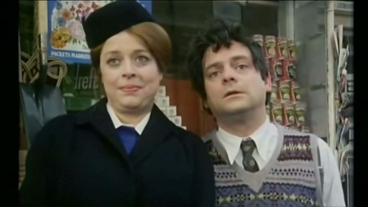 Lynda Baron passes away (1939 - 2022) (UK) - ITV News - 7th March 2022