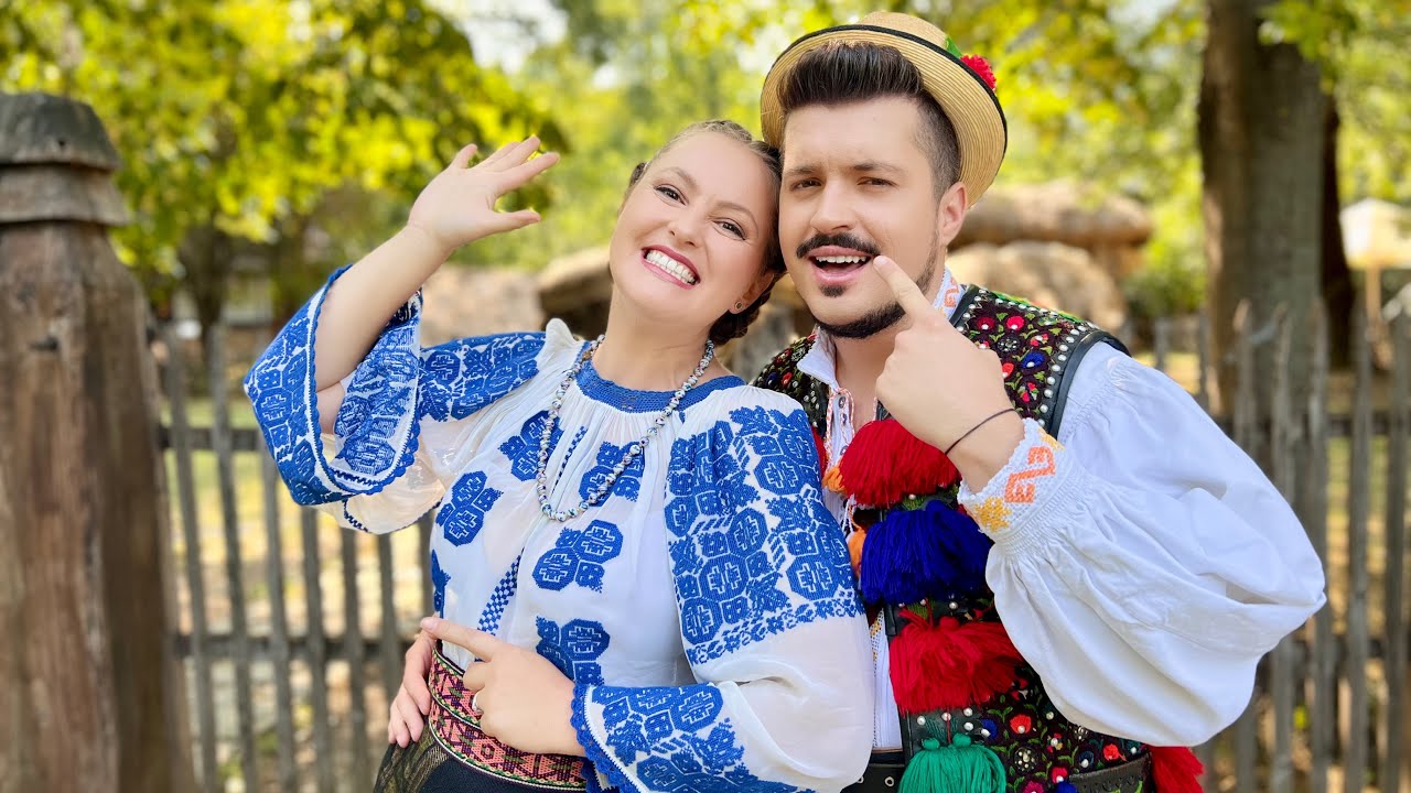 @AndreeaHaisan și @PaulAnanie - ❣️MUSTĂCIOS ȘI O HLIZITĂ (Official Video)