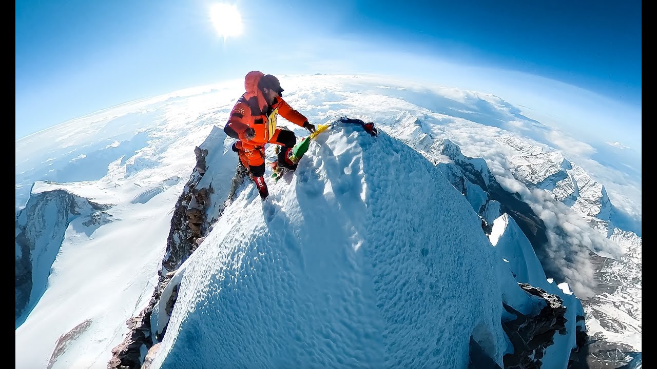 Mount Makalu Summit Ridge (8,463m) filmed on Insta360 OneX2