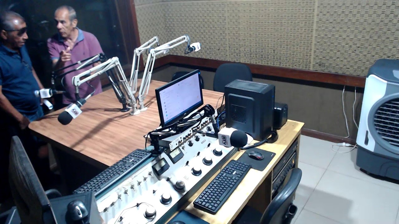 RÁDIO FM XIQUE-XIQUE 99,3 A NOSSA RÁDIO