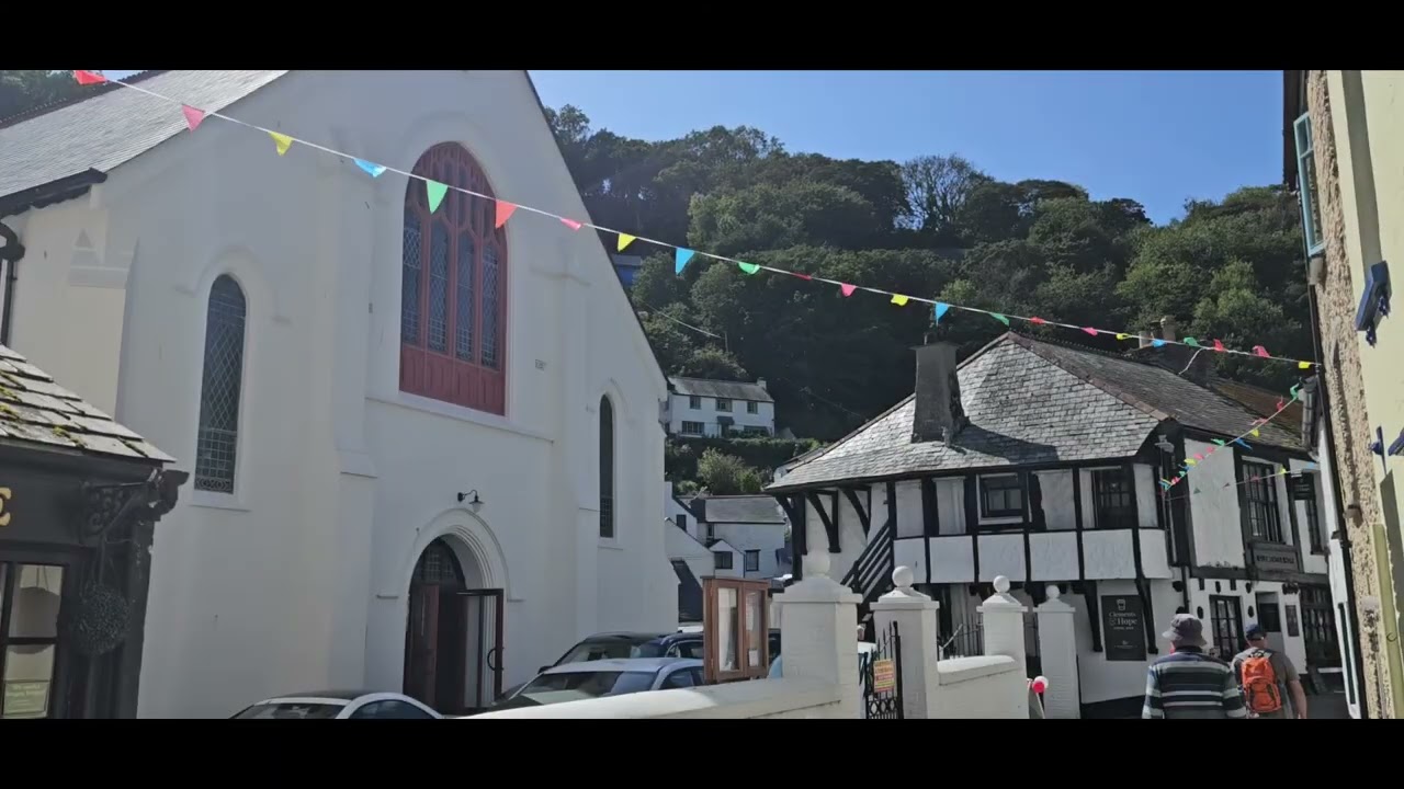 Polperro,                                              🛥 beautiful fishing village in Cornwall.U.K🇬🇧