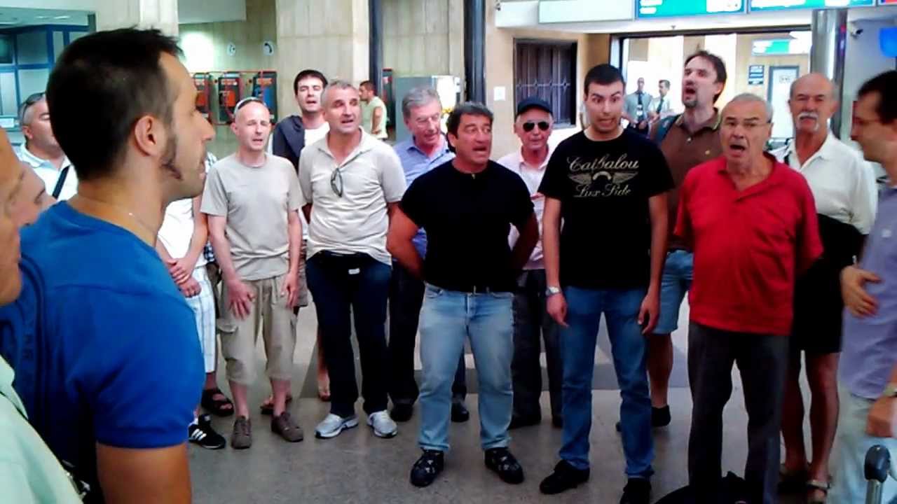 CORO ALPI COZIE, Live at Sofia Airport, Terminal 1, 02/07/2012   :)