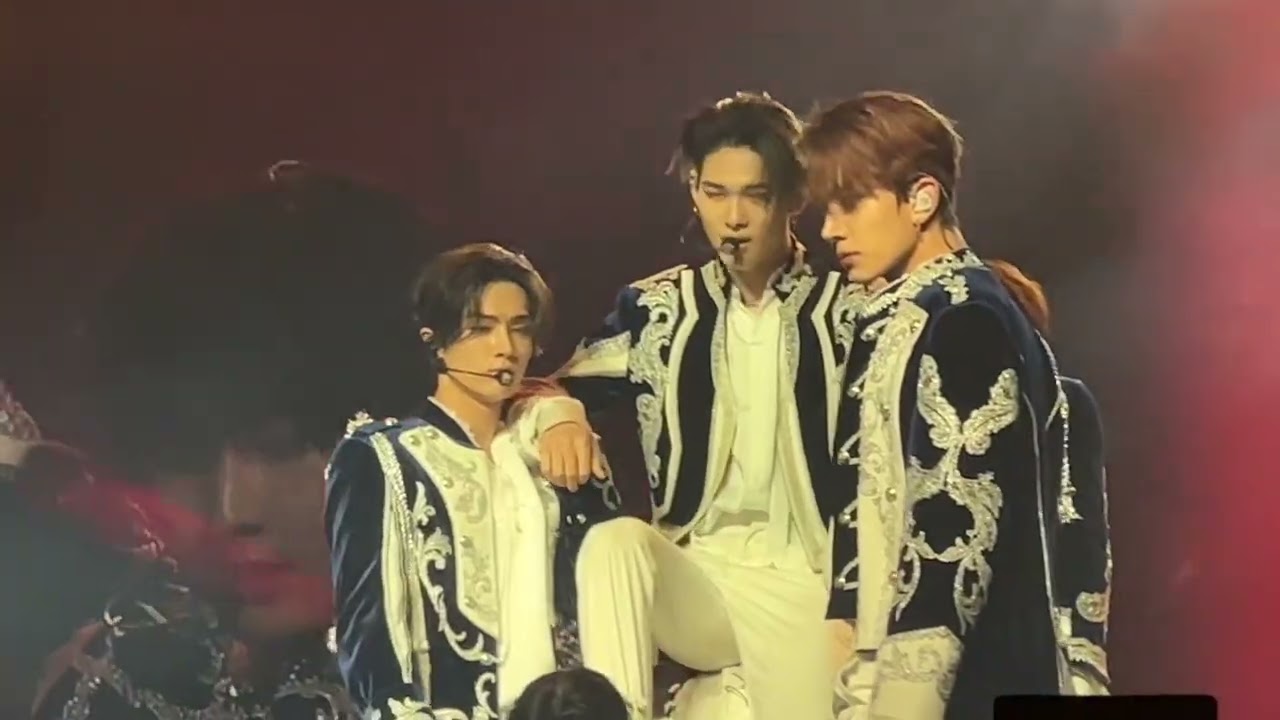 [FANCAM] ENHYPEN (엔하이픈) FATE+ TOUR in Chicago - Intro + Drunk-Dazed + Blockbuster