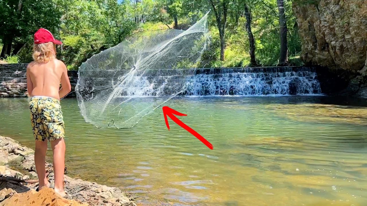 Cast Netting a Real Creek Monster!