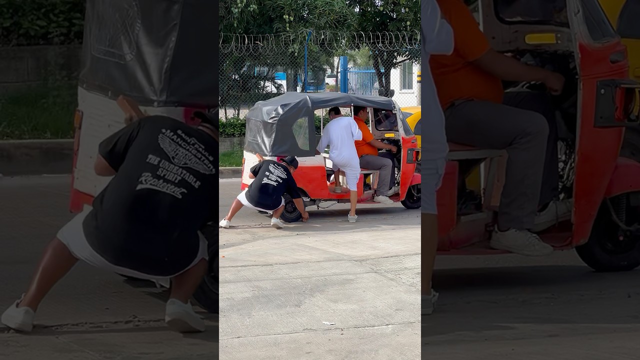La moto taxi atascada 😂