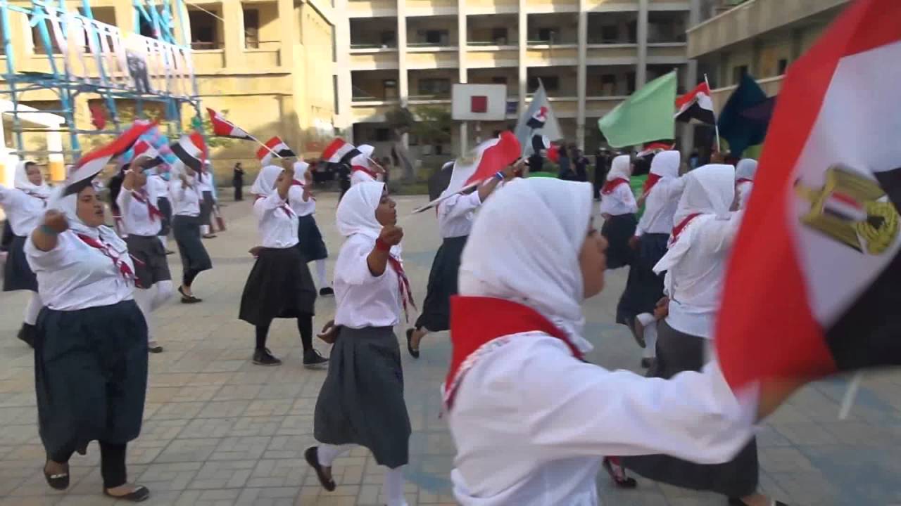 لجنة وزارة التربية والتعليم تشيد بعرض مرشدات الكشافة لطالبات مدارس التعليم الفنى بالاسكندرية