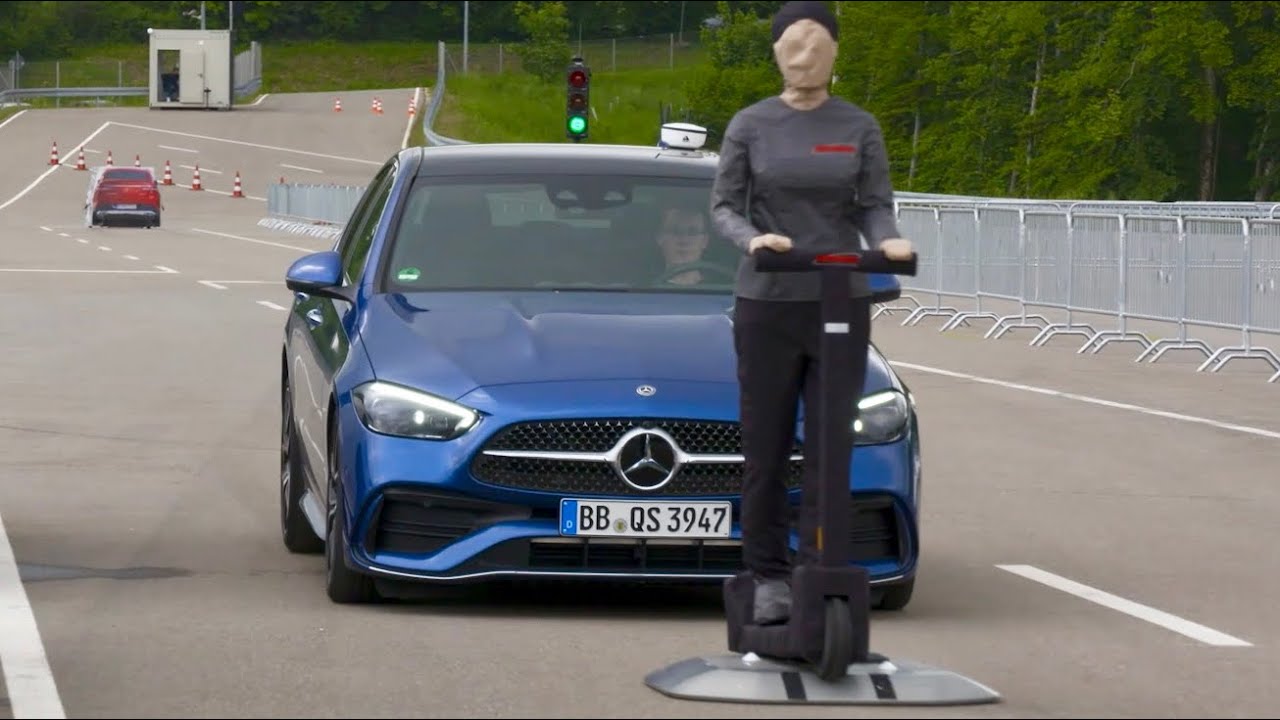Новый MERCEDES C-Class 2022 - системы безопасности и технологии CRAZY