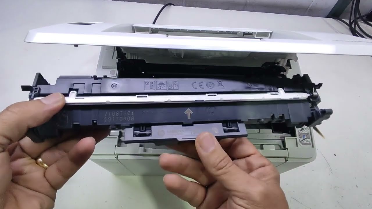 Como fazer a troca do TONER E FOTO CONDUTOR da Impressora LASERJET PRO M102W - AUTO TESTE.