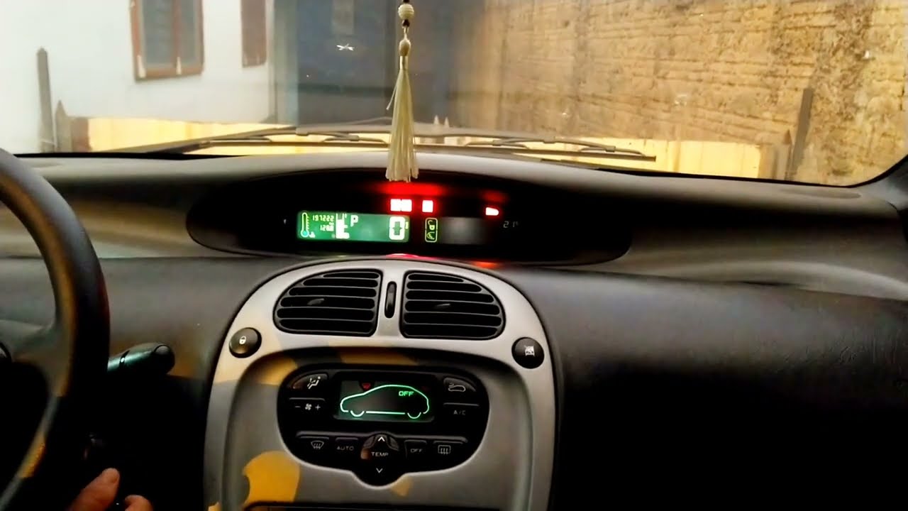 Citroen Xsara Picasso luz de inje&ccedil;&atilde;o acesa e mensagem defeito no motor no painel .