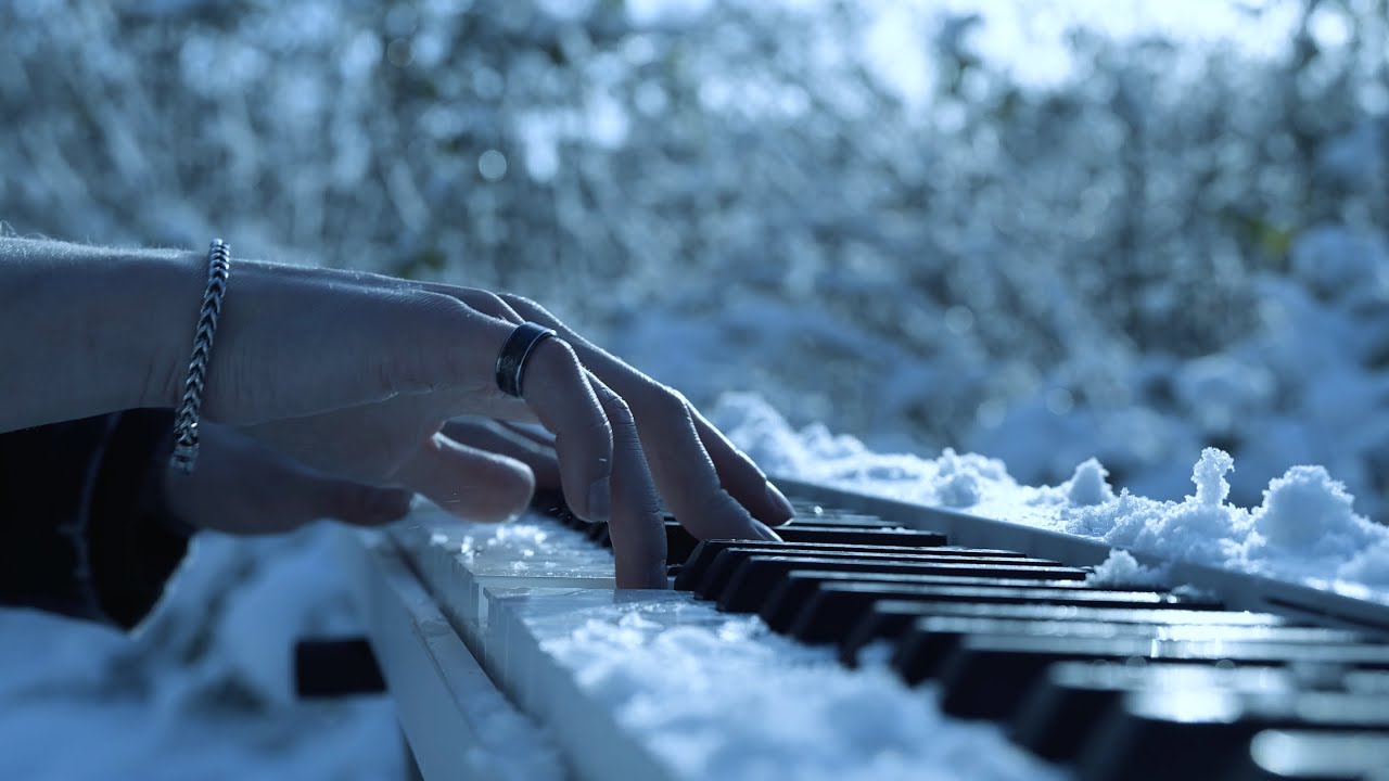 Game of Thrones x Transformers - Epic Piano (by James Malikey)