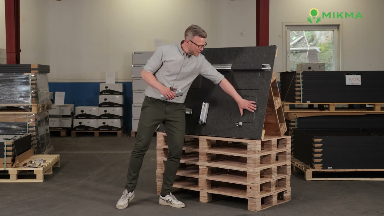 Montering af solceller på tagpap (Novotegra)
