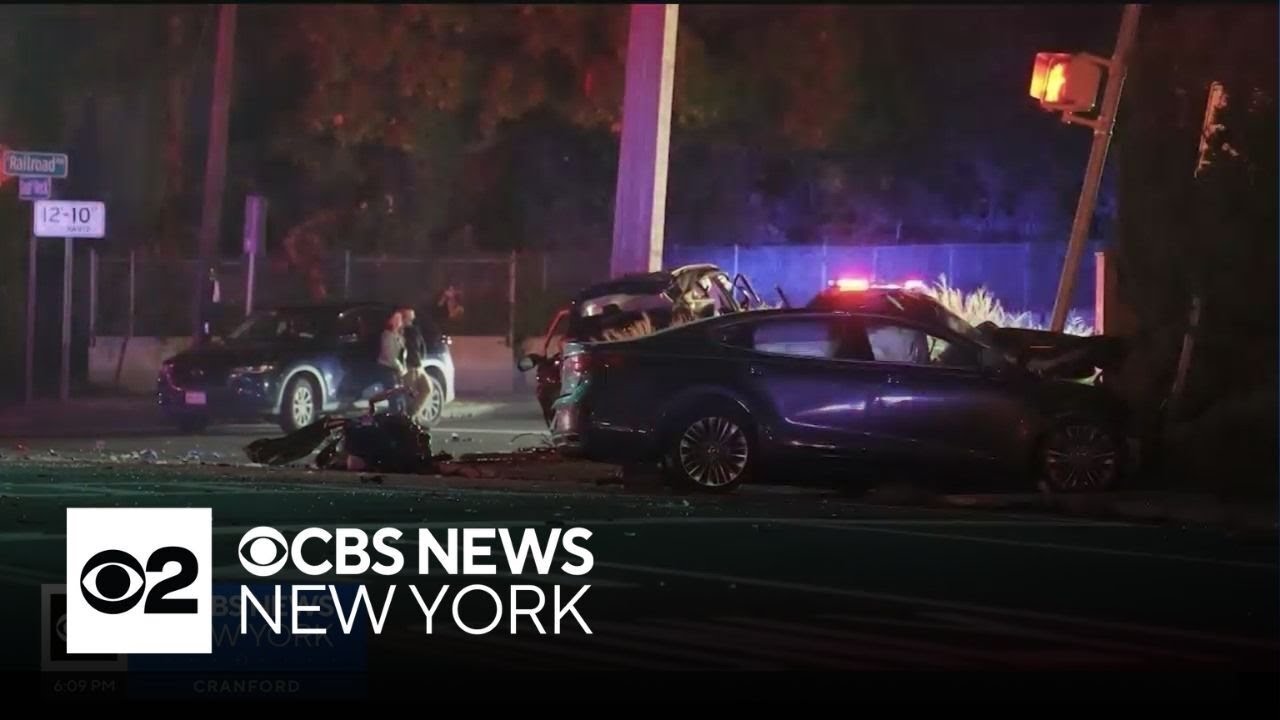 Students grieving after horrific West Babylon crash