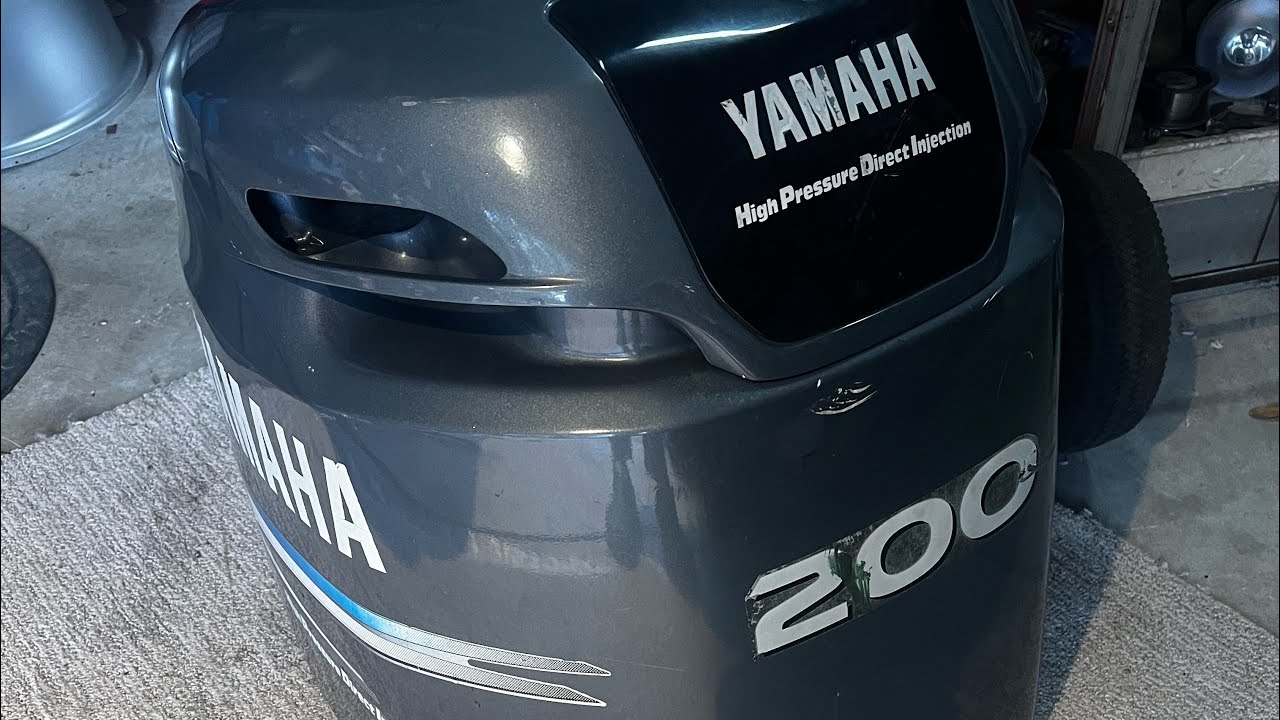 2003 Yamaha 200 HPDI  outboard high pressure fuel pump removal ( watch this before you remove it)
