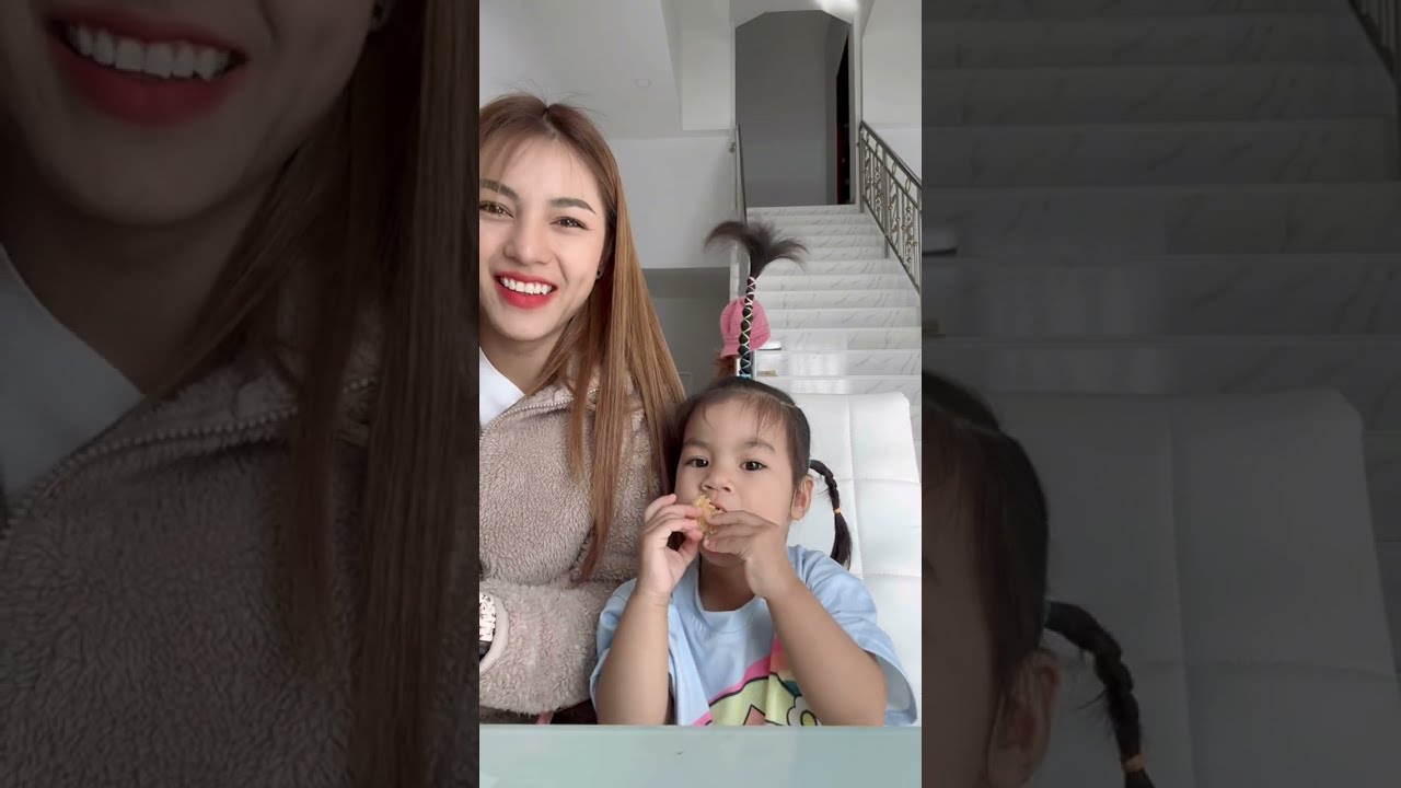 น้องเพลงพิณกับตานมทำอะไรกันน้อ