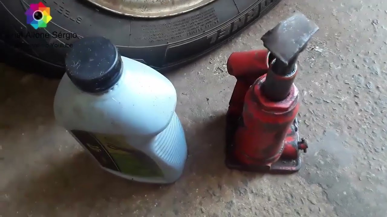 Qual o óleo recomendado para colocar no macaco hidraúlico tipo garra e no macaco jacaré