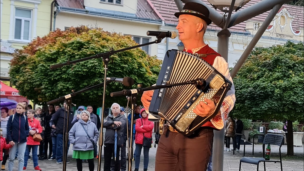 Ponitrianska muzika a Števo Hruštinec na Burčiakovom jarmoku v Trenčianskych Tepliciach, 30.9.2022