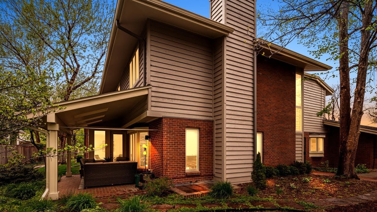 2552 E Alameda Ave, Denver, CO