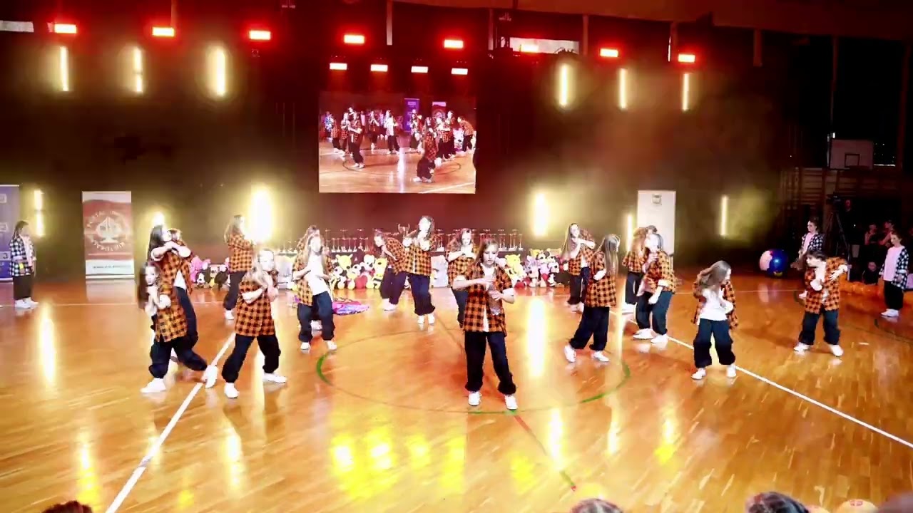 KRYSZTAŁKI - OCALIĆ ŚWIAT