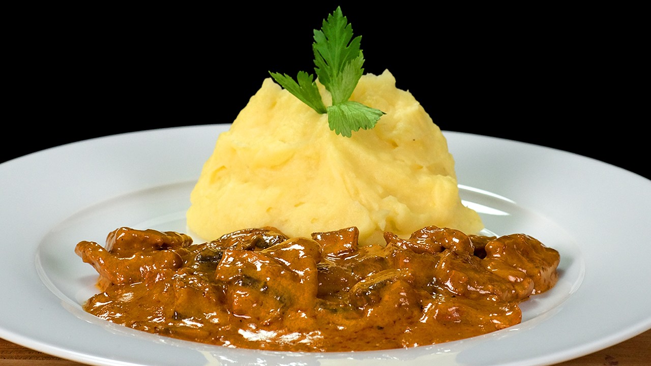 Sminuzzato alla Zurighese 🍖Un Classico Svizzero che Non Puoi Perdere😋