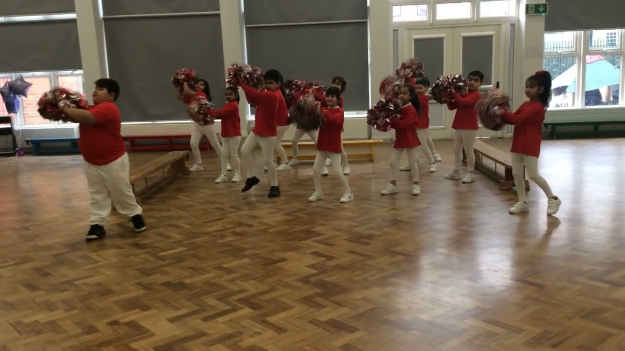 Diamond Dancers from Diamond Wood Community Academy. Cheerleading Dance routine.
