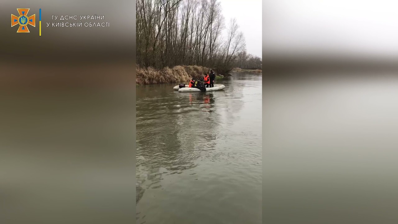Водолази дістали з річки тіло чоловіка