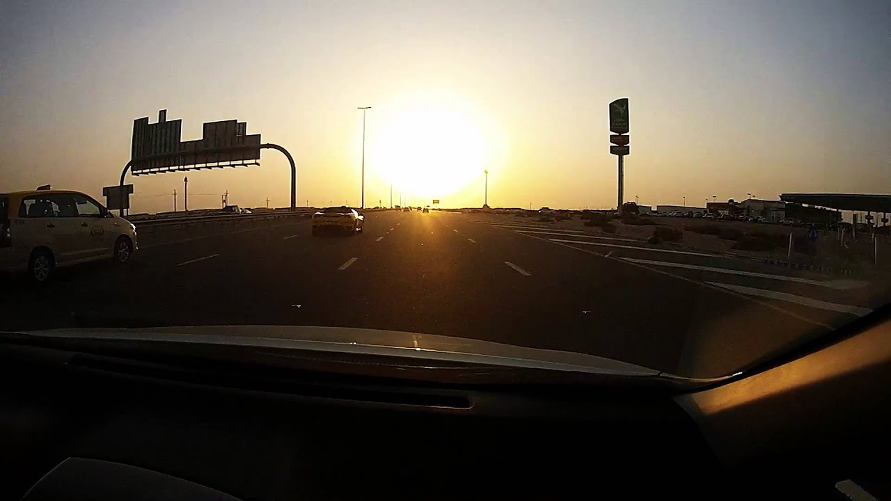 Driving from Dubai to Abu Dhabi (timelapse)