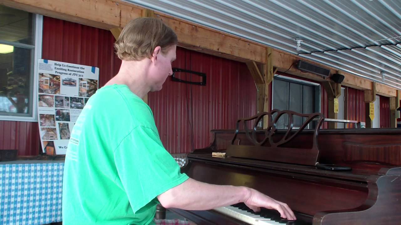Frederick Hodges THERE'S A SMALL HOTEL | @CPRF | June 23 2013 |street piano