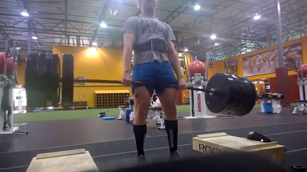 635x1 partial deadlift + 585x1 lockout