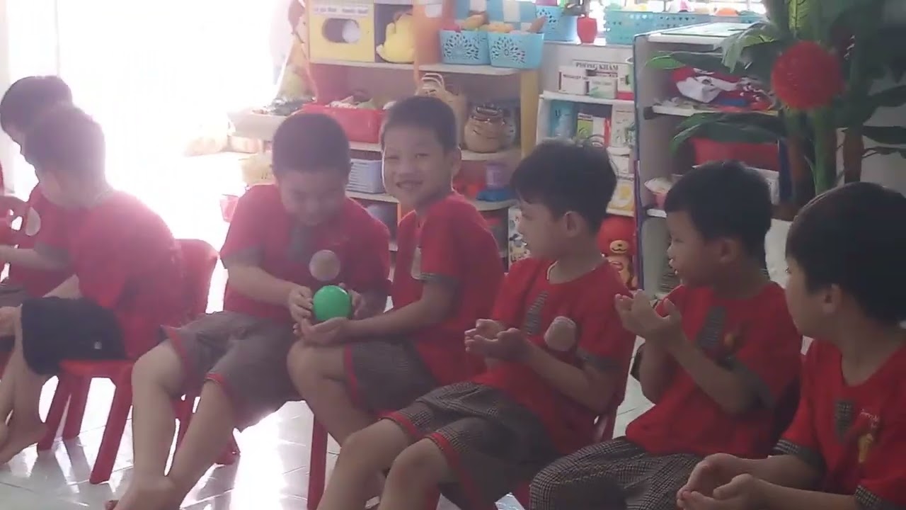 TRÒ CHƠI VŨ ĐIỆU HÓA ĐÁ