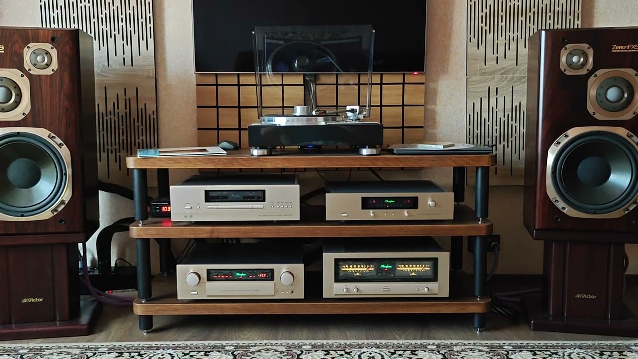 Kenwood KP-9010+ Accuphase c-27 + C2450 + P-4500 . 