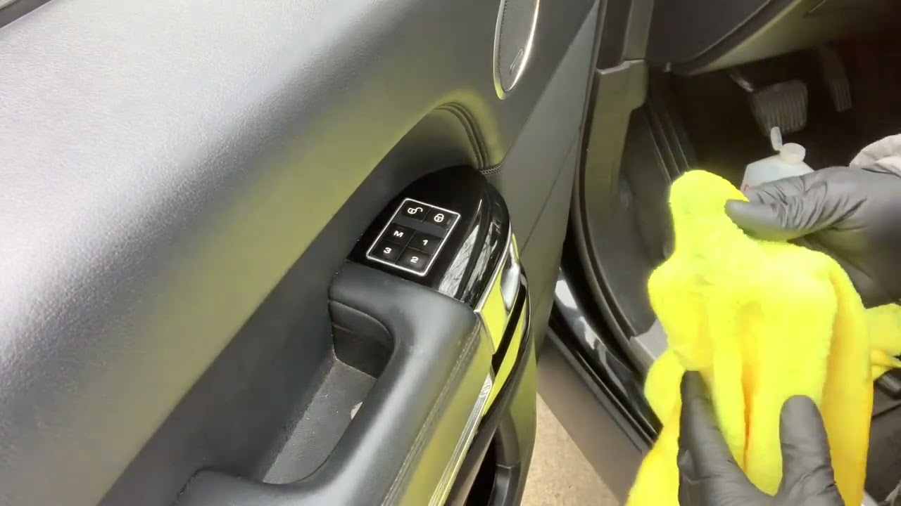 Land Rover, Range Rover and Jaguar Sticky Interior Buttons Fix!
