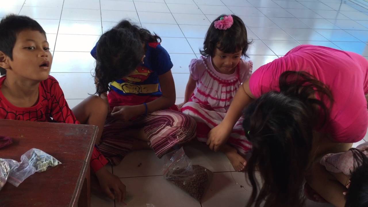 Aum Rudraksha Team with Bali street  kids