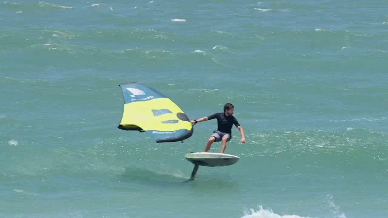 WingFoil na praia da Ribanceira - Imbituba/SC
