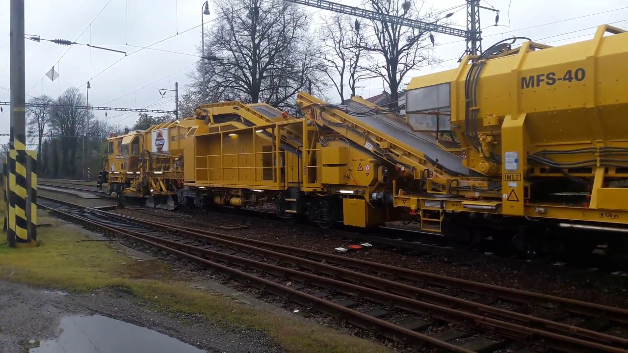 Plasser & Theurer BDS 2000 ve Voticích