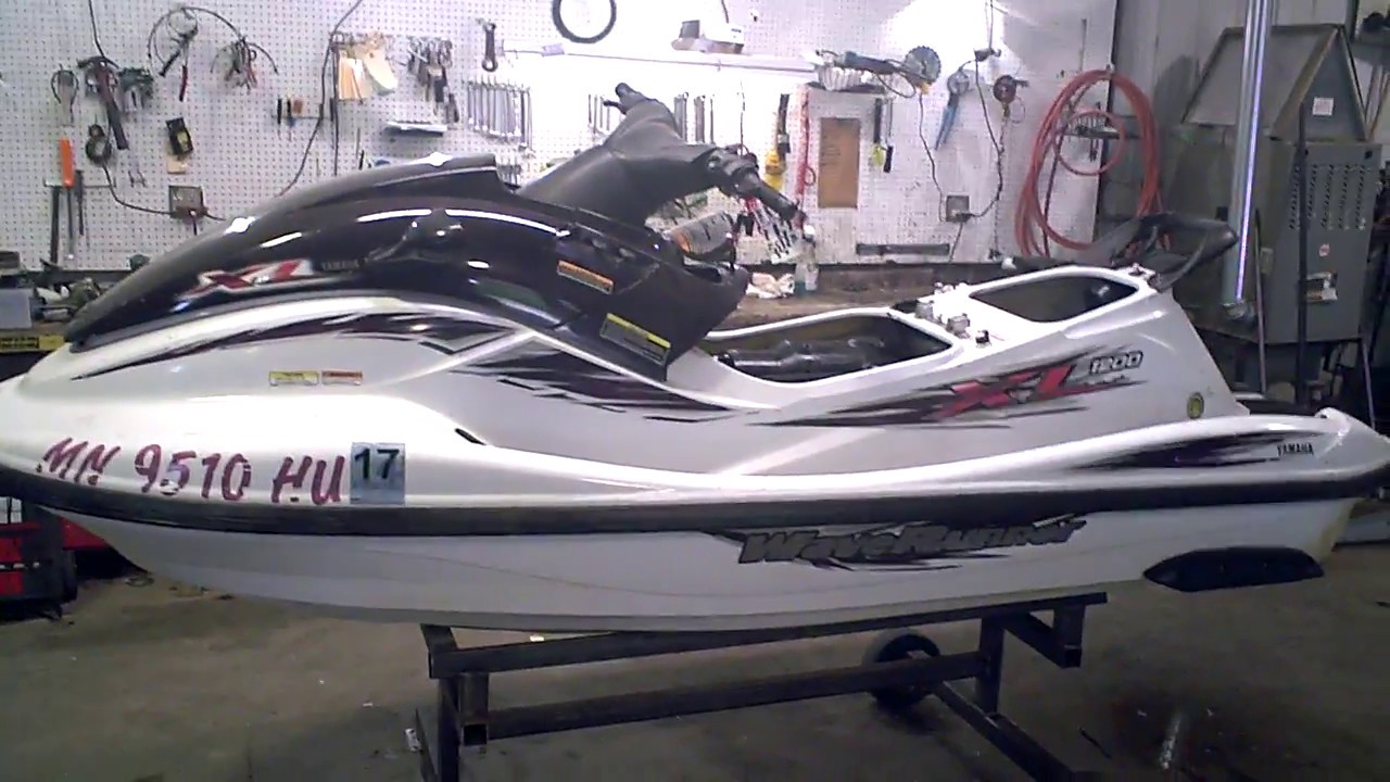 Running 1999 Yamaha XL 1200 Limited Waverunner LOT 2990A