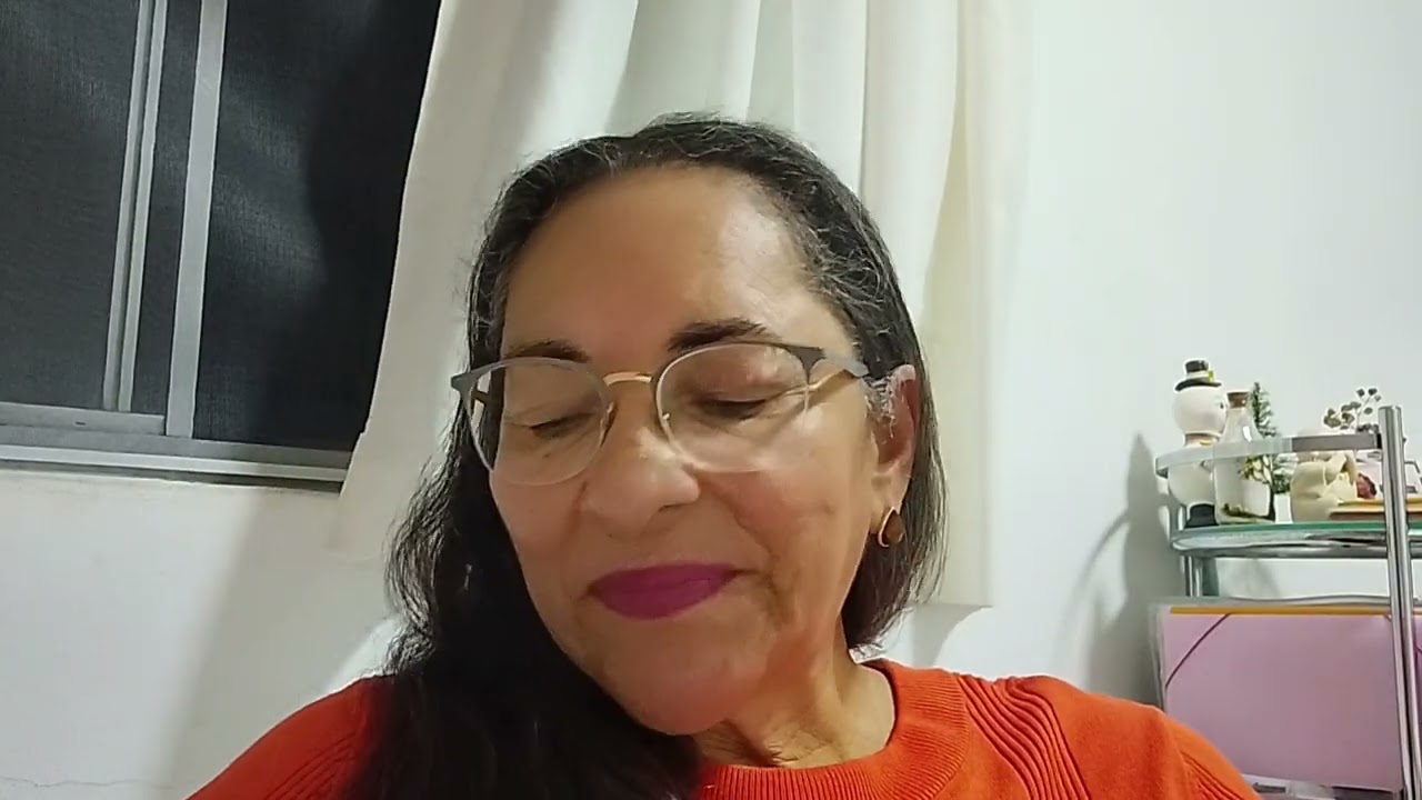 Deus Ativo: A Força Divina Agindo em Nós