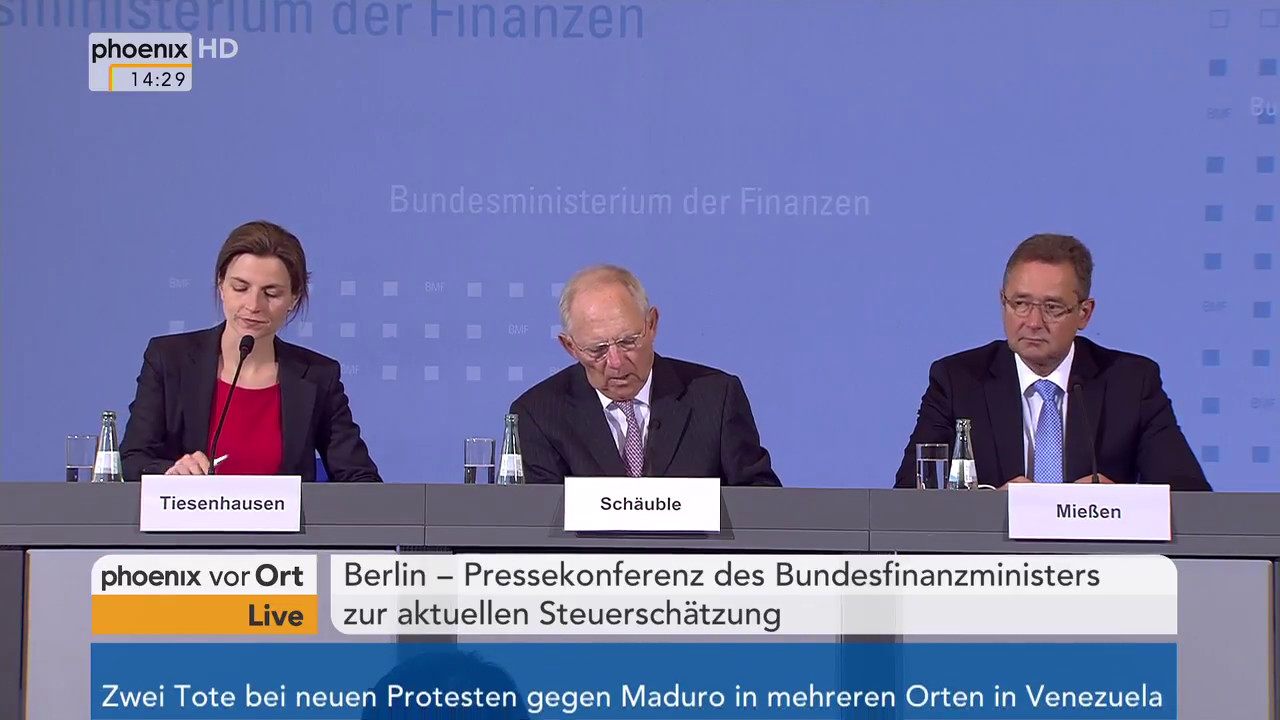 Steuerschätzung: Pressekonferenz von Wolfgang Schäuble am 11.05.17