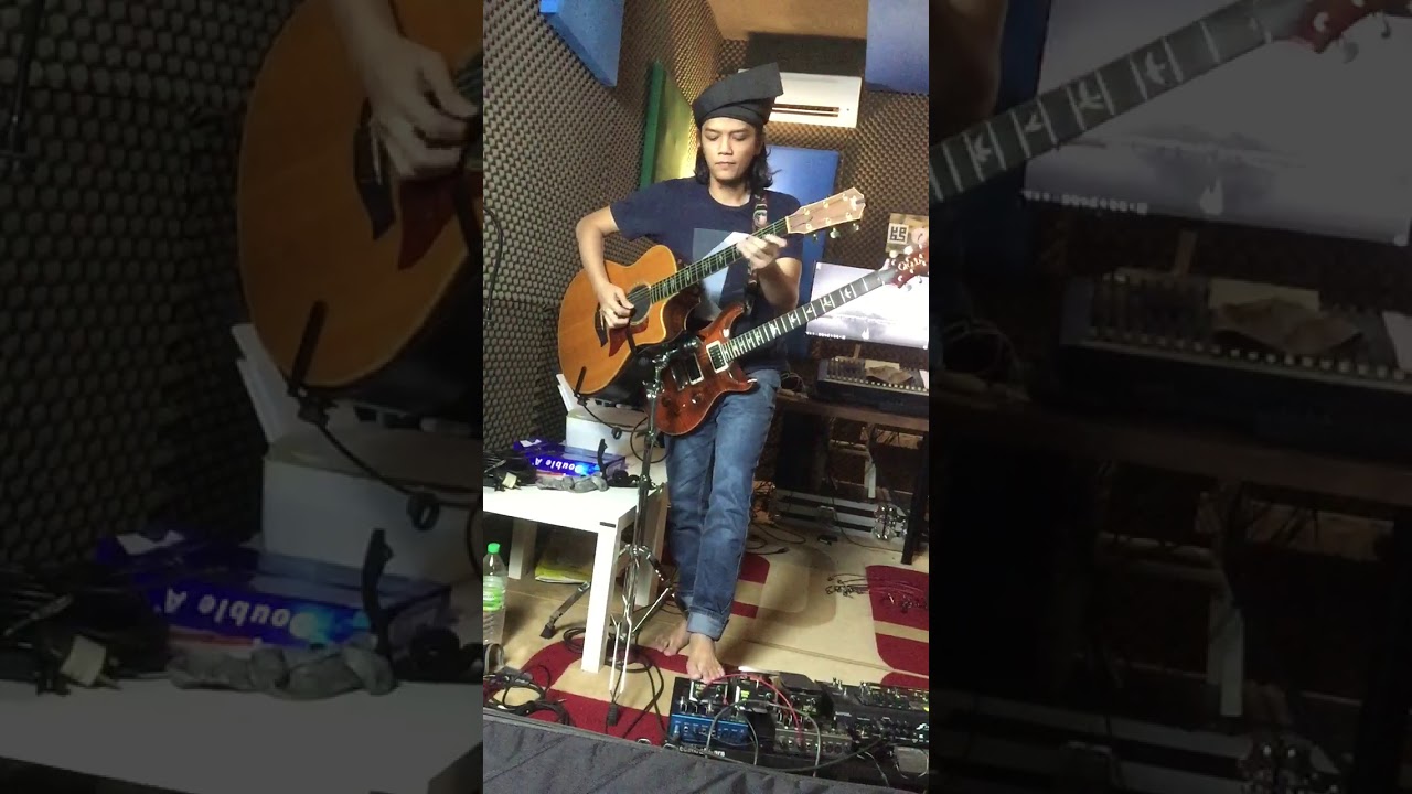 Oja - Practice using acoustic guitar perfomance stand