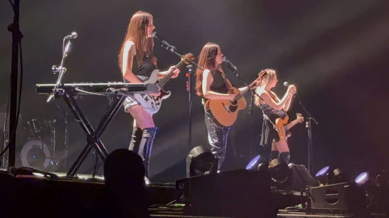 Haim, I Quit Tour, Bill Graham Auditorium, San Francisco, CA, October 7, 2025