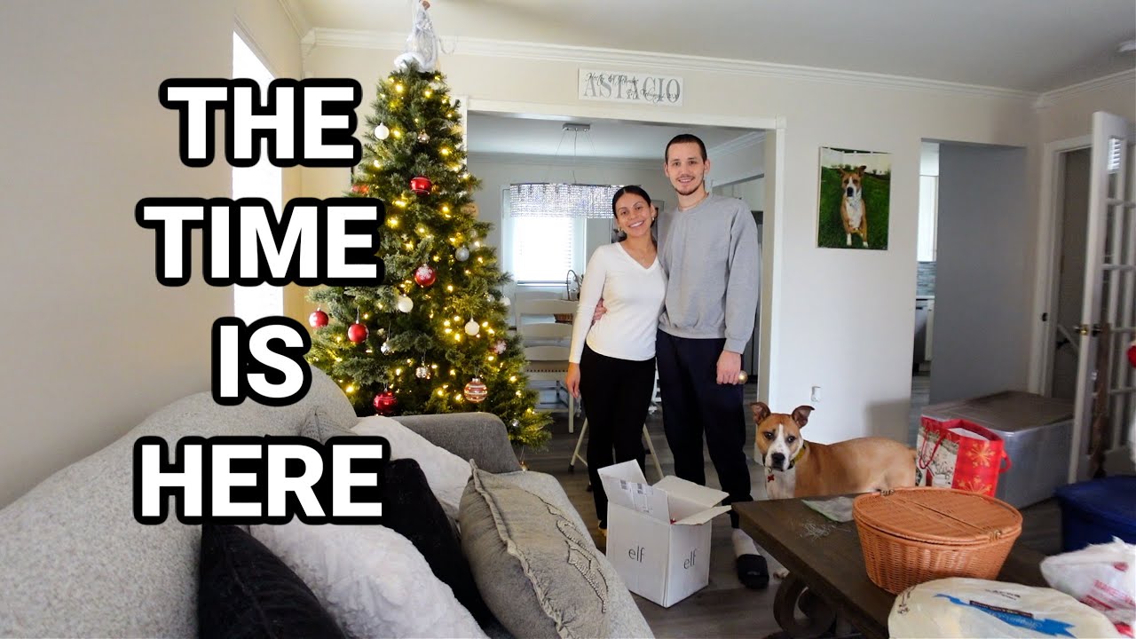 LET'S HANG OUT 🥰 Decorating for Christmas, new bathroom reveal, giveaway + more!