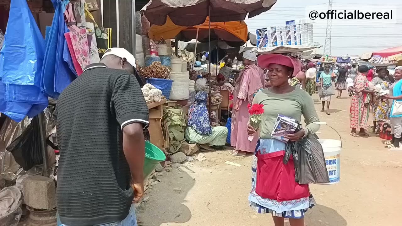 Turning hard work into smiles 😊 for market women❤