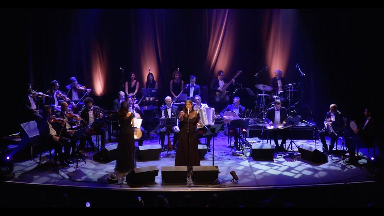 Atazalt el Gharam (Live) - اعتزلت الغرام - Carla Ramia & Mazzika Orchestra