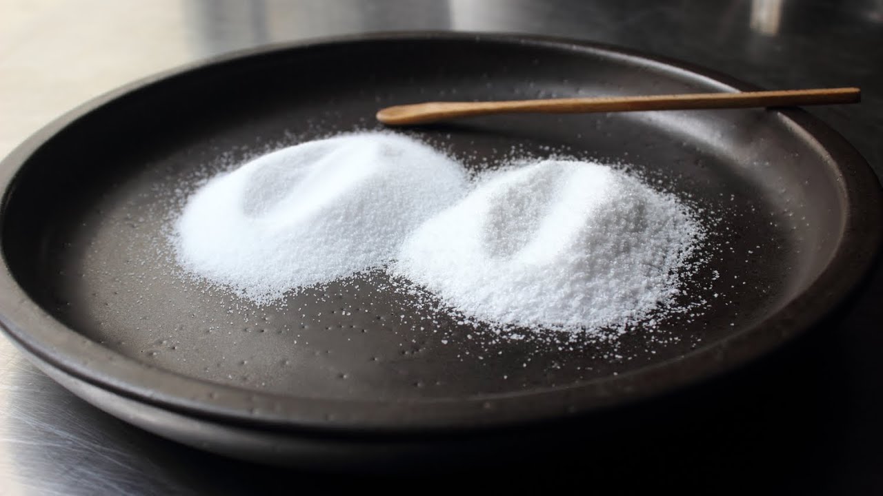 A Tale of Two Salts - Difference Between Table Salt & Kosher Salt in Recipes