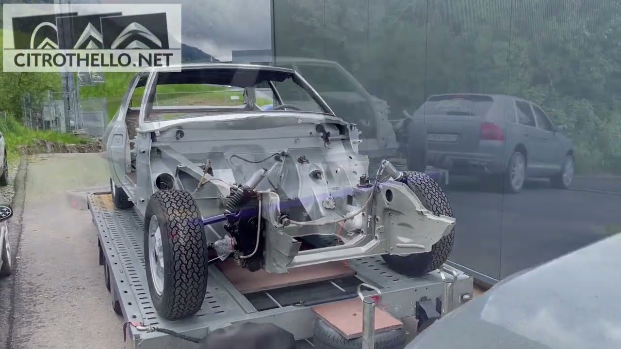 CITROEN SM 1971 FRANCOIS RESTORATION. OLDTIMER CARS  02.