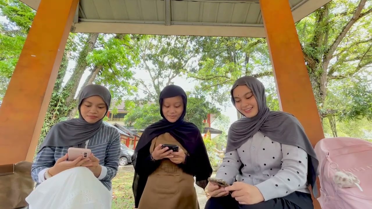 Free Time Activities | Reisya Jihan Nafilza | C1C025164