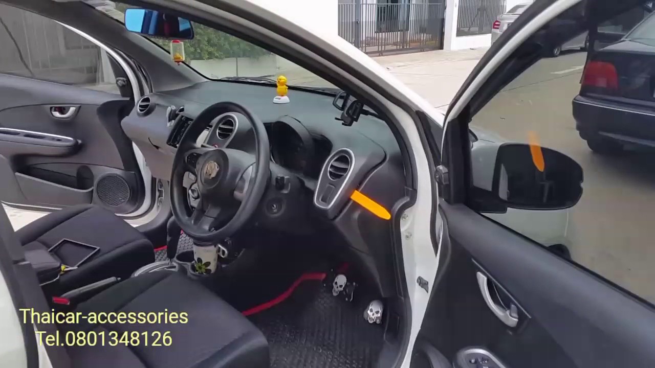 ถอดหน้ากากวิทยุ honda brio amaze mobilio