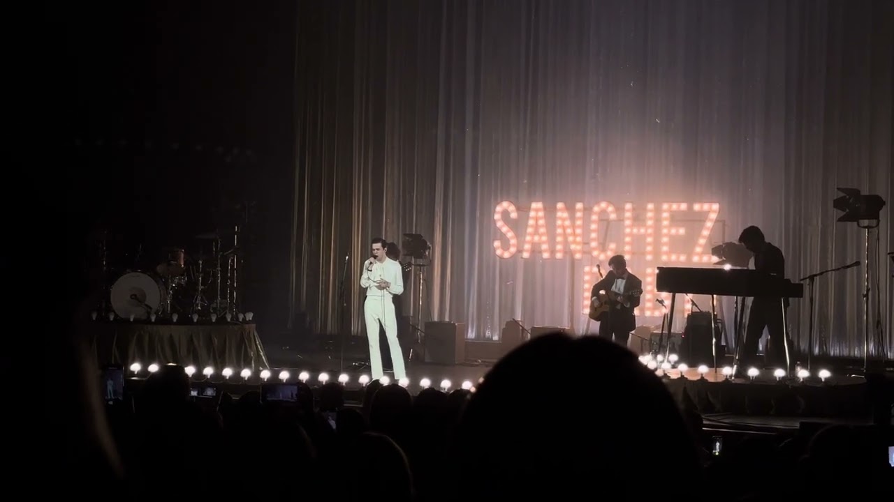 Send My Heart With a Kiss- Stephen Sanchez live at the Wiltern 11/2/23
