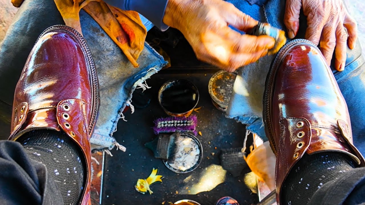Unbelievable shine of these shoes | Street ASMR